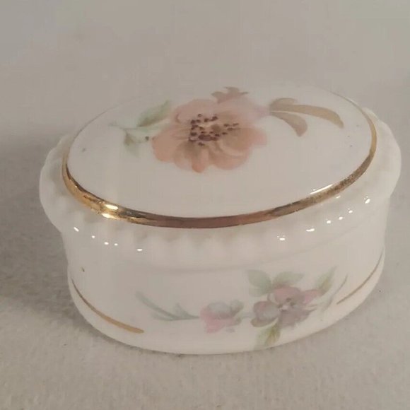 Vintage Royal Staffordshire Fine Bone China Trinket Box - Picture 1 of 8